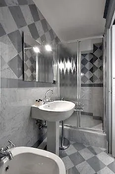 Hotel Heart Milan Apartments - San Sepolcro Duomo