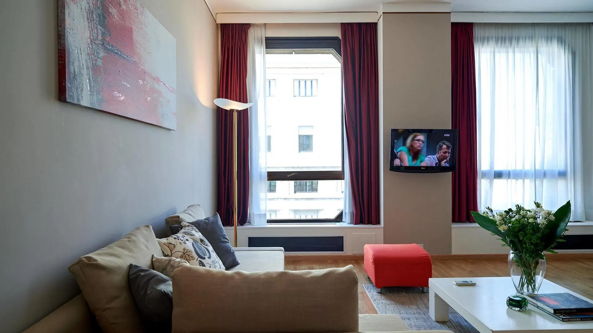 Heart Milan Apartments - San Sepolcro Duomo 0*,  Italy